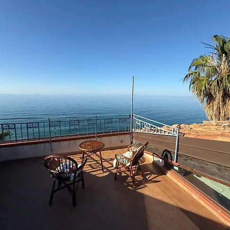 Attico Del Capitano Con Terrazza Panoramica Sul Mare! - Posizione Straordinaria E Massimo Comfort Caronia Marina